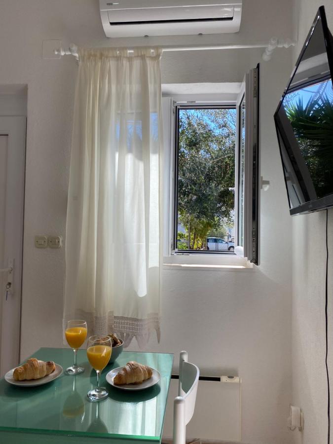 Apartment Sara Trogir Exterior foto
