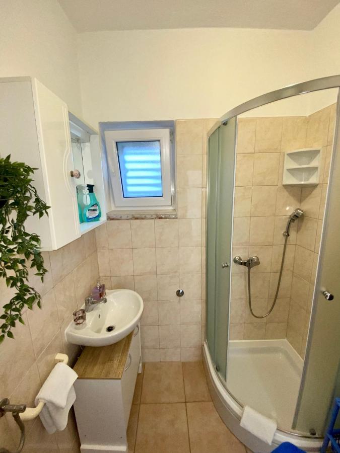 Apartment Sara Trogir Exterior foto